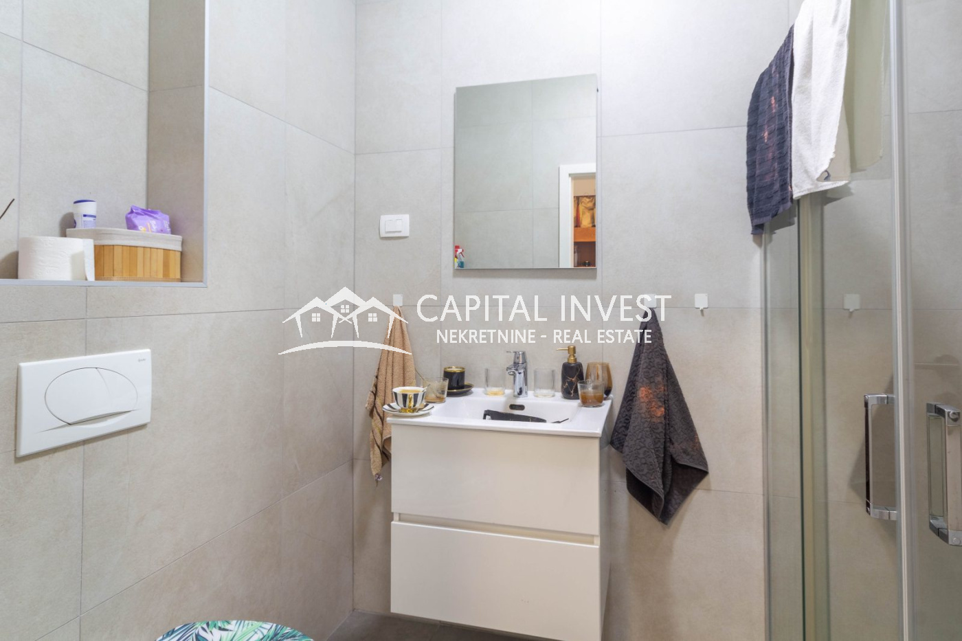 pula, Istarska županija, Hrvatska, 1 Prostorija Broj soba,1 KupatiloKupaonica,Poslovni prostor,Prodaja,1459