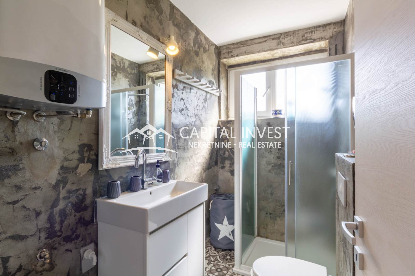 pula, Istria, Croatia, 4 Rooms Rooms,2 BathroomsBathrooms,Apartment,For Sale,1464